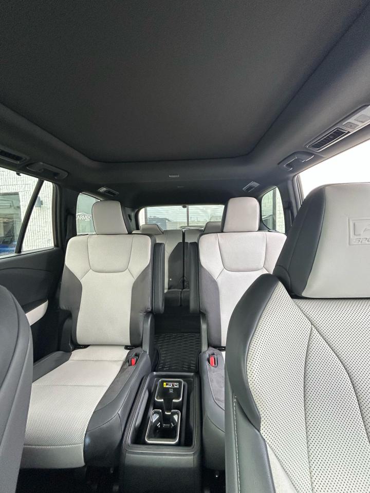 2024 Lexus TX TX 500h - Photo #12