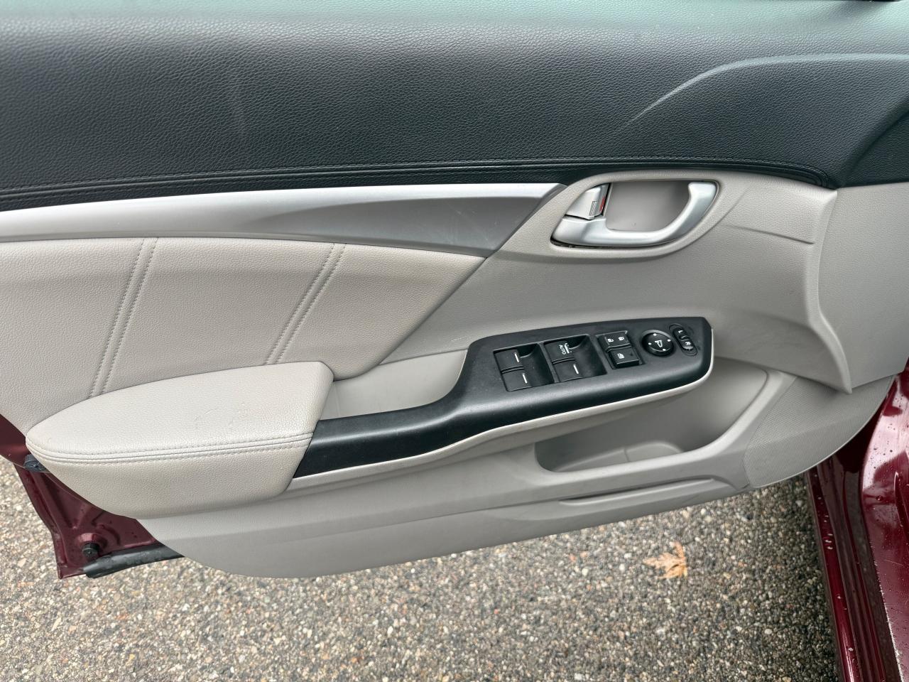 2014 Honda Civic Touring - Photo #9