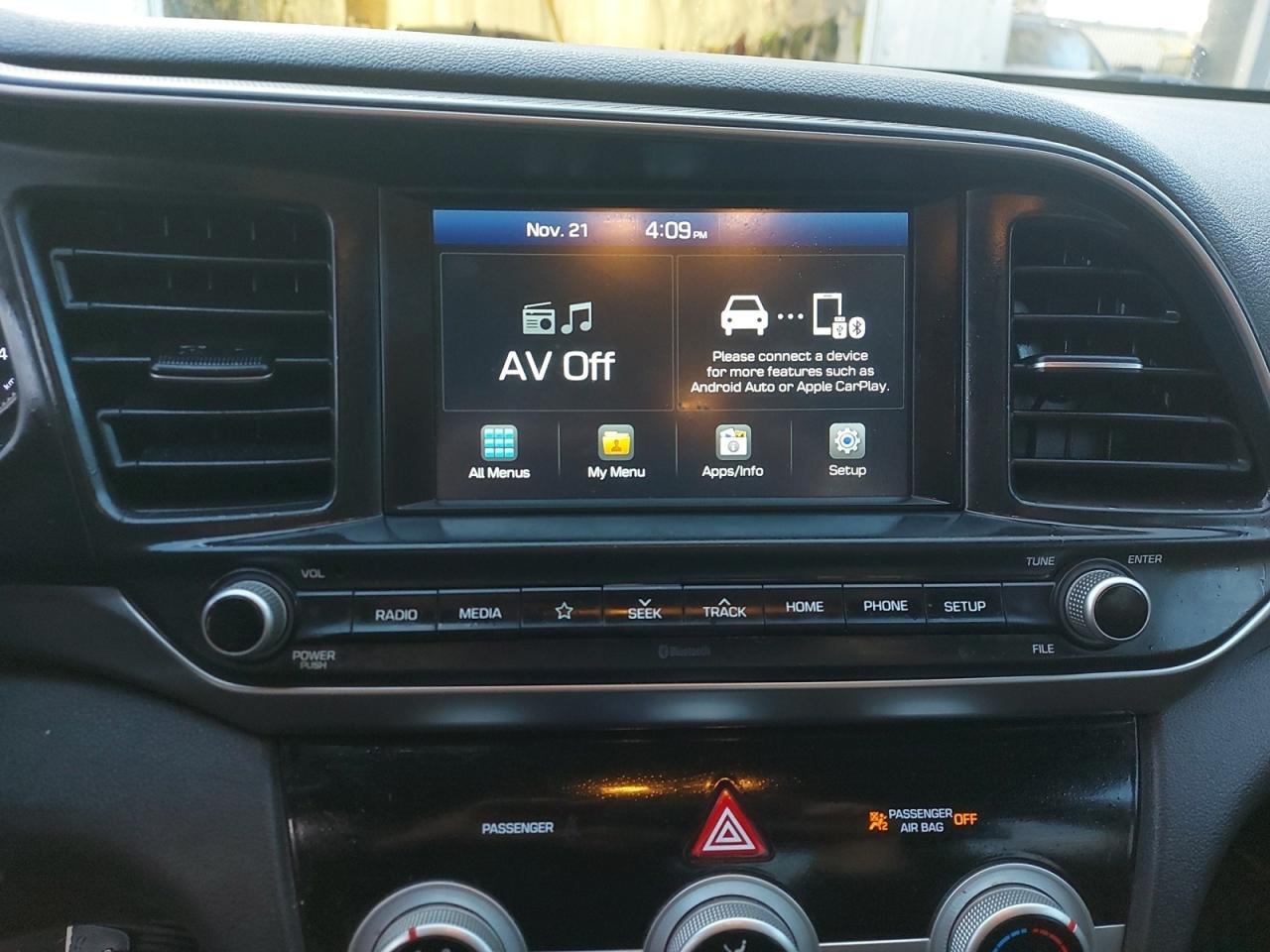 2020 Hyundai Elantra Preferred Photo