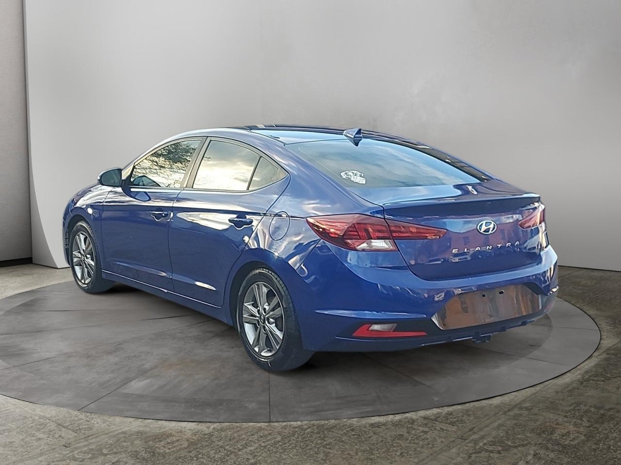2020 Hyundai Elantra Preferred Photo