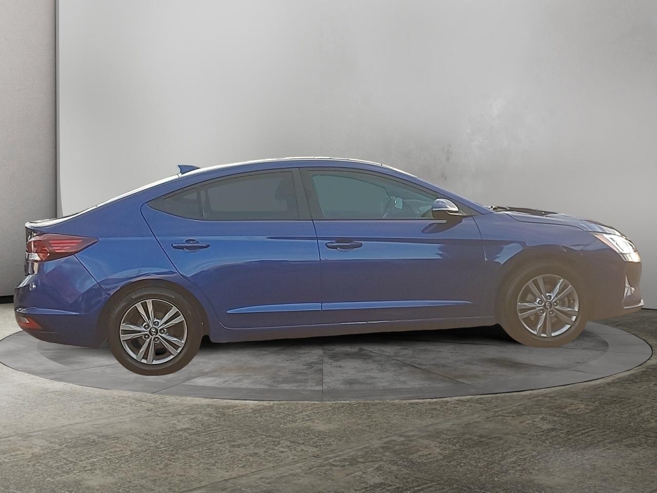 2020 Hyundai Elantra Preferred Photo