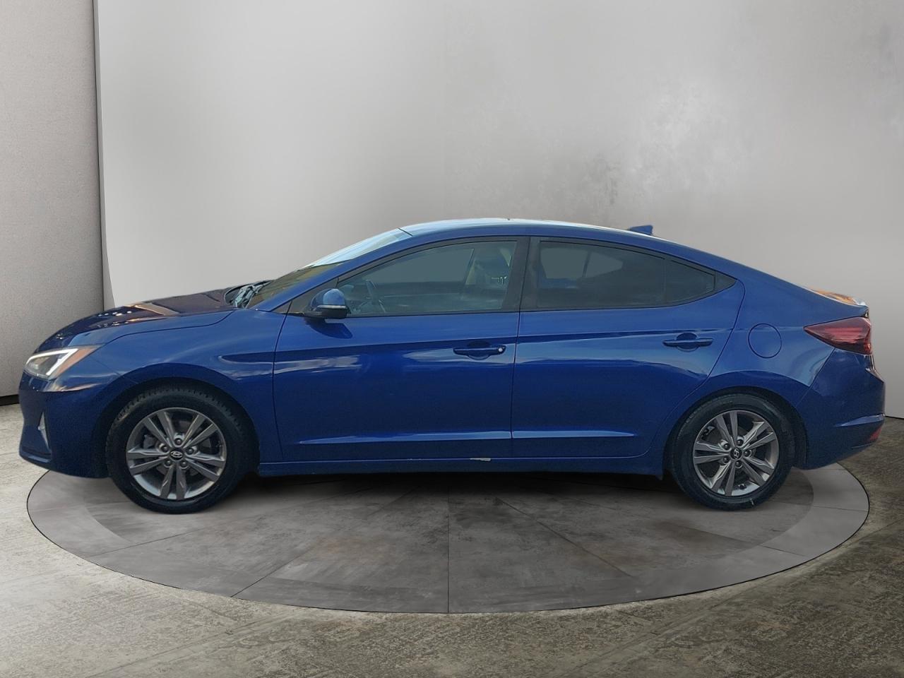 2020 Hyundai Elantra Preferred Photo