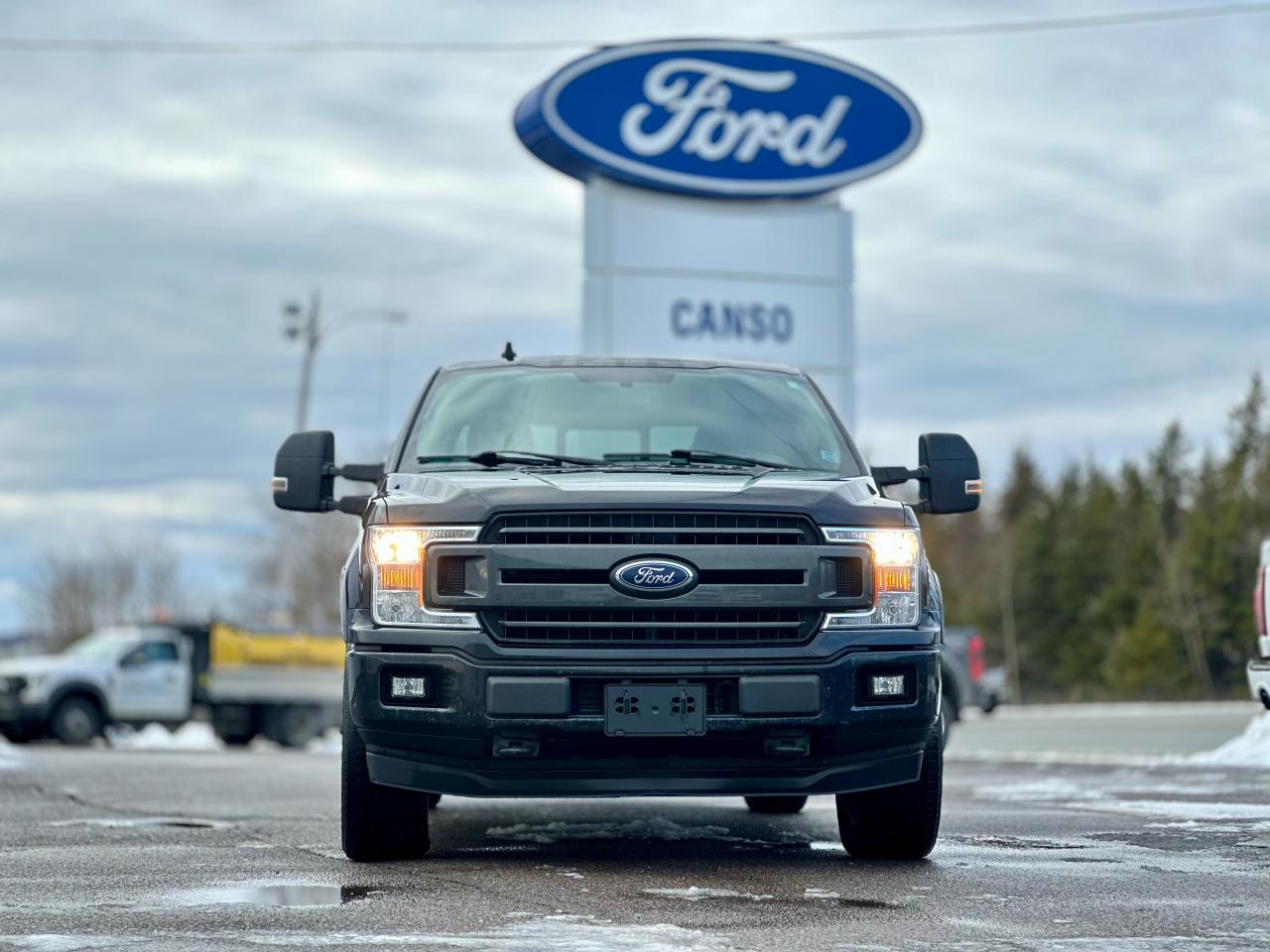 2018 Ford F-150 XLT 4x4 SuperCrew Photo1