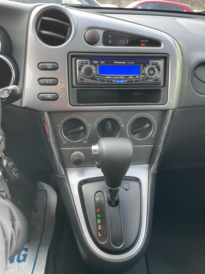 2007 Toyota Matrix  - Photo #11