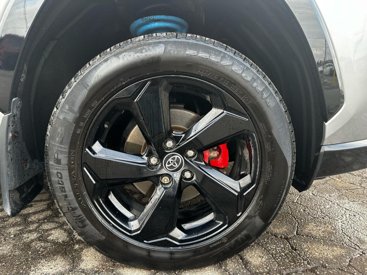 2020 Toyota RAV4 HYBRID XSE AWD - Photo #22