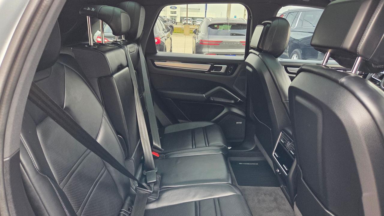 2021 Porsche Cayenne  Photo