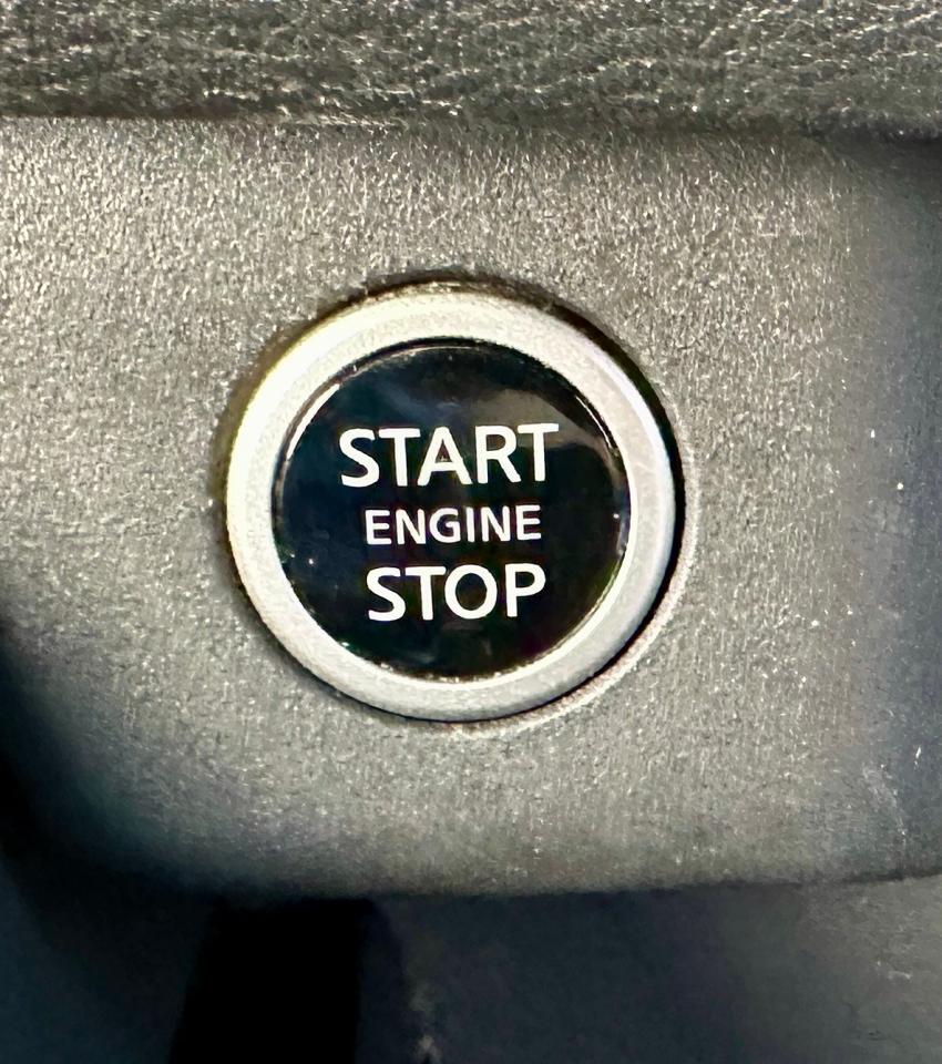 2022 Nissan Rogue SL | NO ACCIDENTS | LEATHER | SUNROOF | AWD | Photo