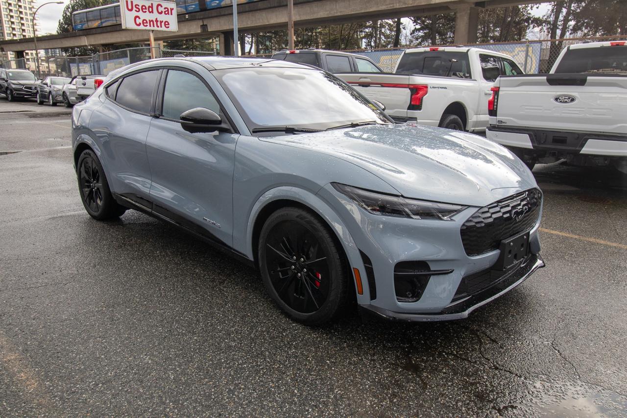 2025 Ford Mustang Mach-E GT AWD Extended Range Battery Photo3