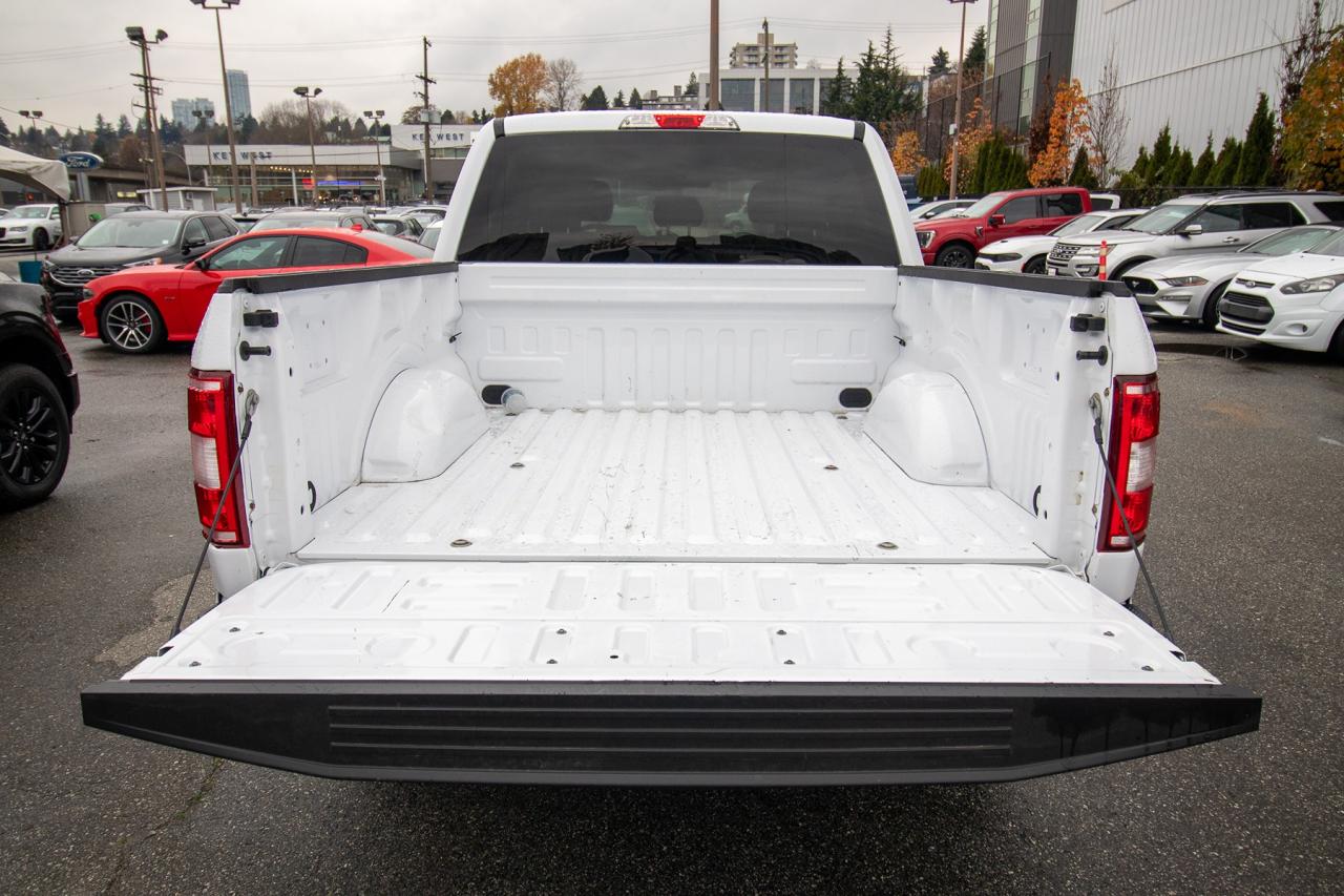 2020 Ford F-150 XLT 4WD SuperCrew 5.5' Box Photo5