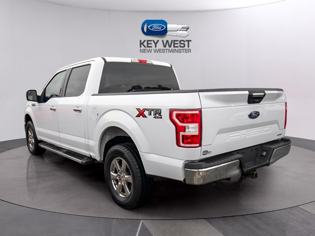 2020 Ford F-150 XLT 4WD SuperCrew 5.5' Box Photo2