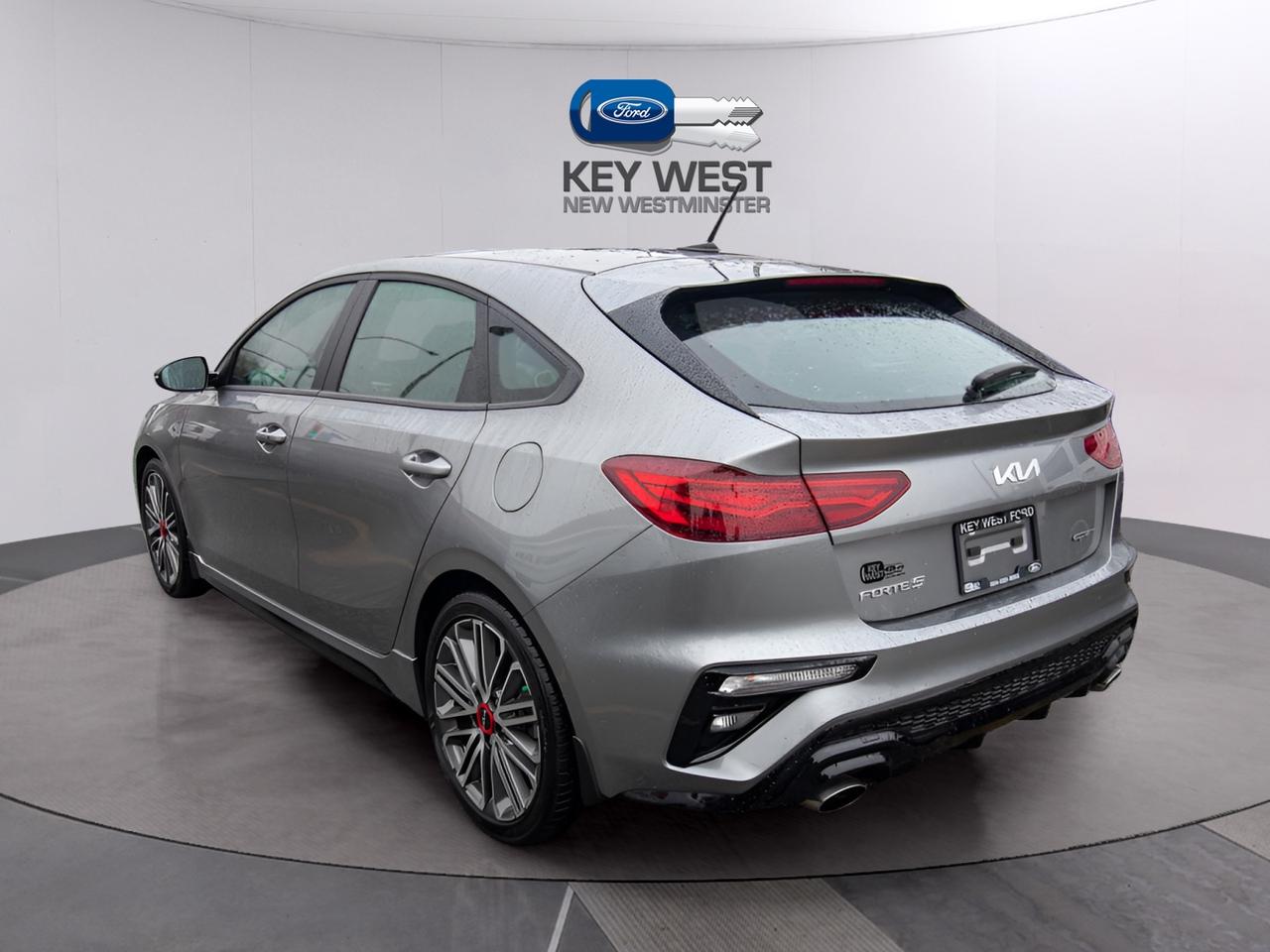 2024 Kia Forte GT Limited Photo2