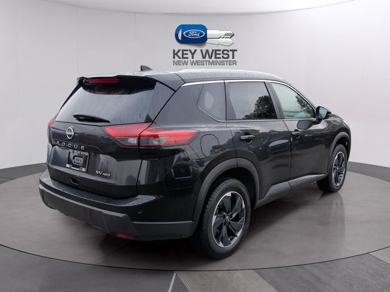 2024 Nissan Rogue AWD SV Moonroof Photo4