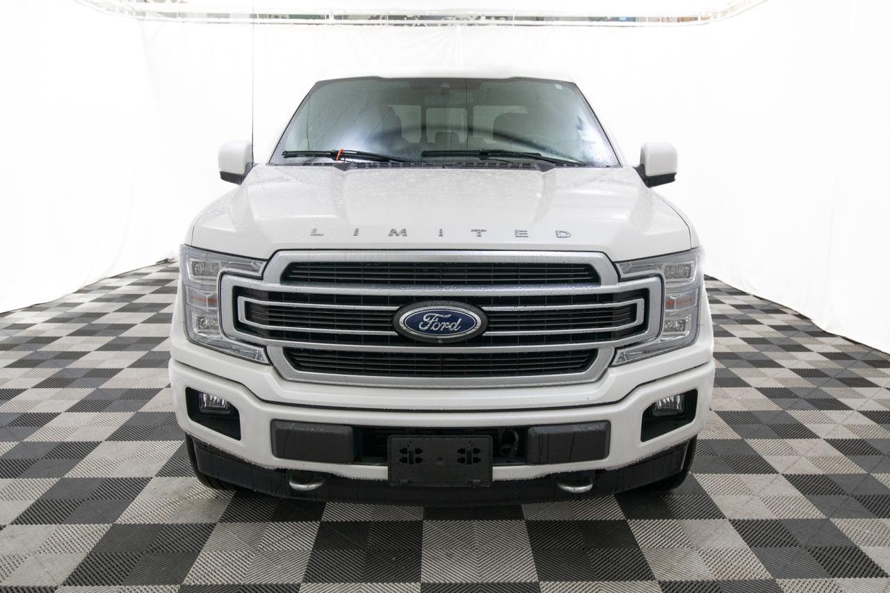 2018 Ford F-150 Platinum 4WD SuperCrew 5.5' Box Photo3