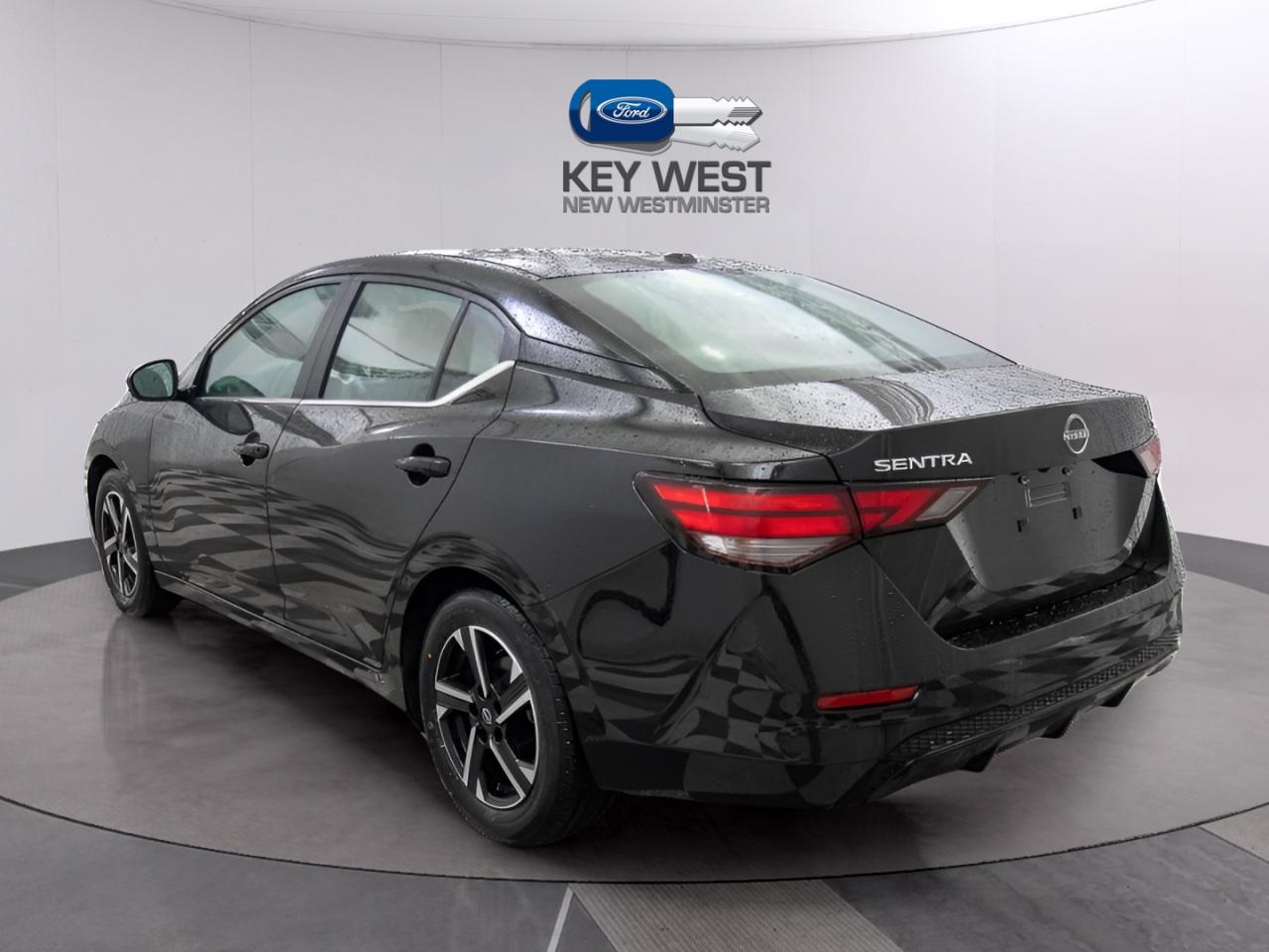 2024 Nissan Sentra SV Photo2