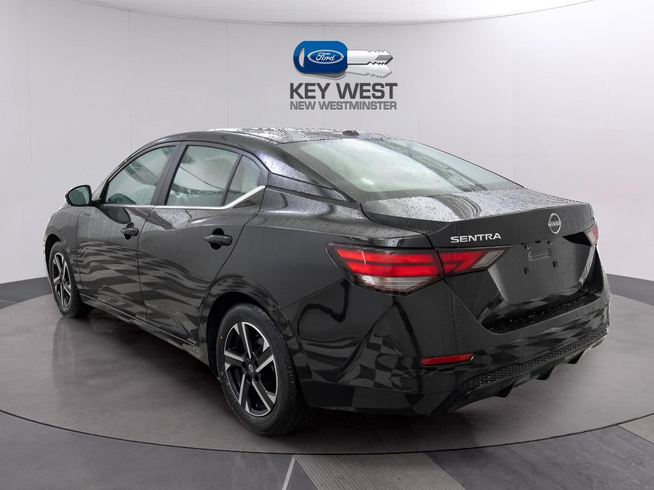 2024 Nissan Sentra SV Photo2