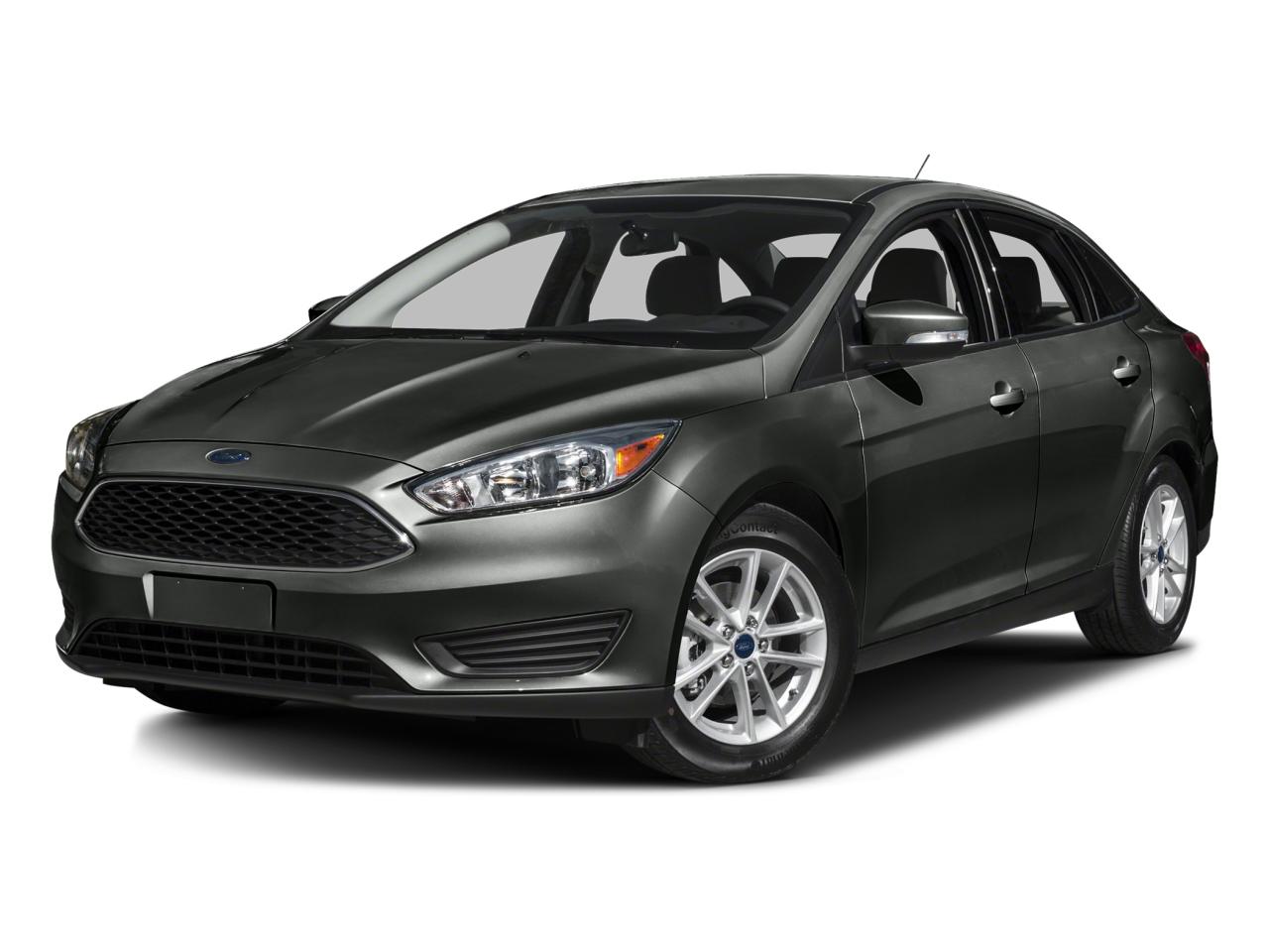 2016 Ford Focus SE Photo0