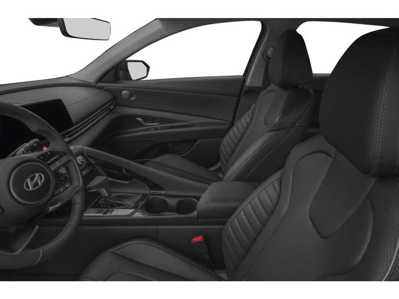 2025 Hyundai Elantra Luxury Photo