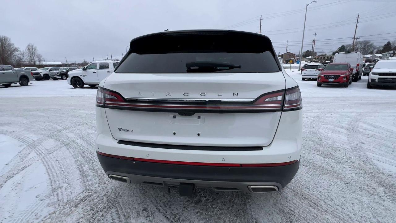 2022 Lincoln Nautilus Reserve AWD, HEATED SEATS, BACK UP CAM, MOONROOF, NAV, SIRIUS XM!! Photo