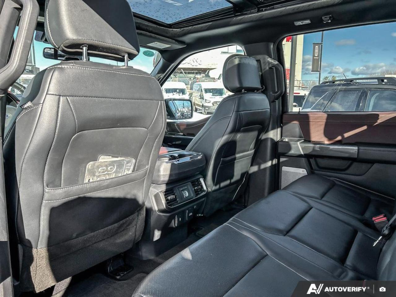 2023 Ford F-150 Lariat CREW CAB 4X4 LARIAT SUNROOF LEATHER CERTIFIED Photo