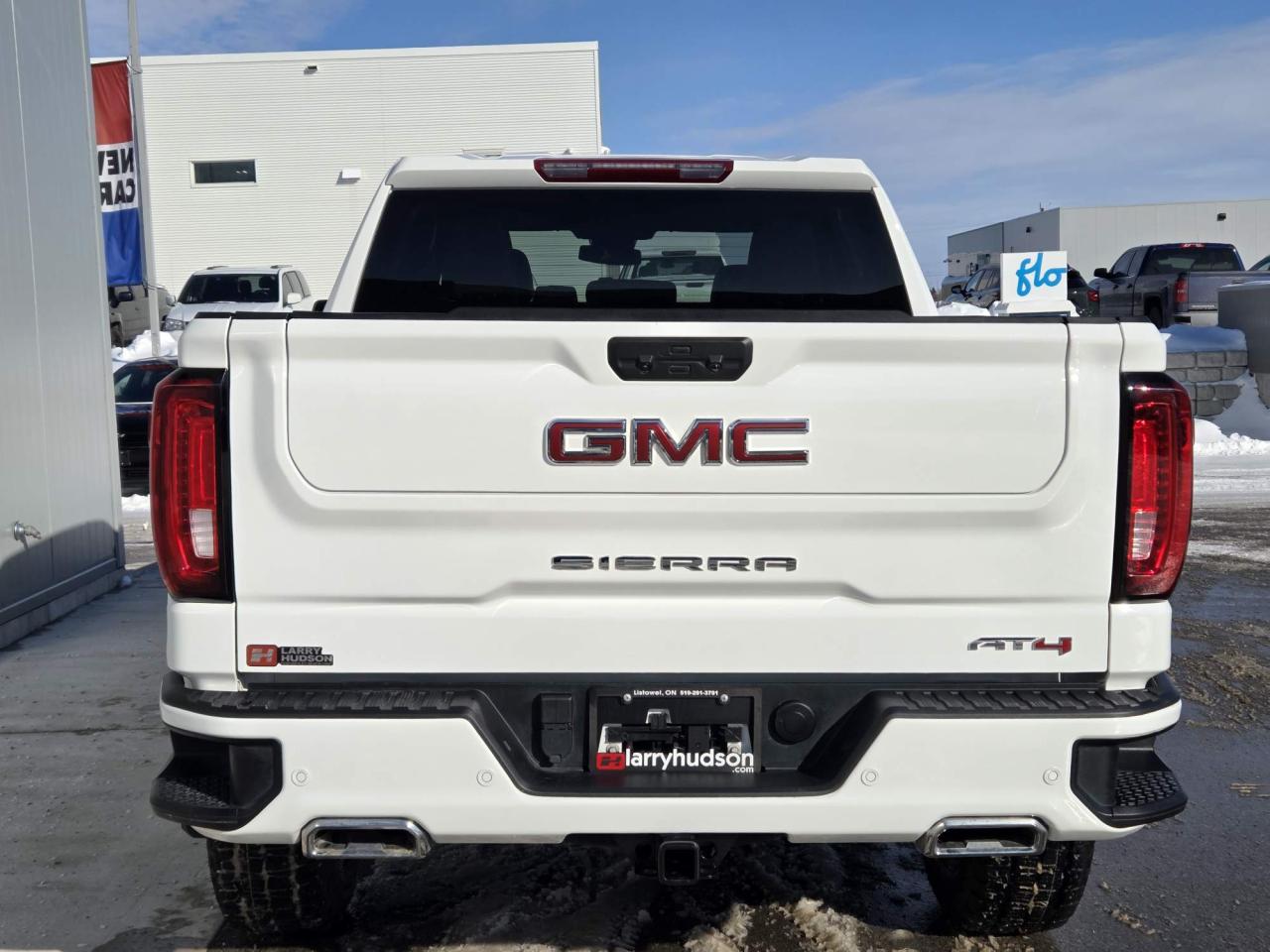 2025 GMC Sierra 1500 AT4 One Owner | Crew | 20" Wheels Photo