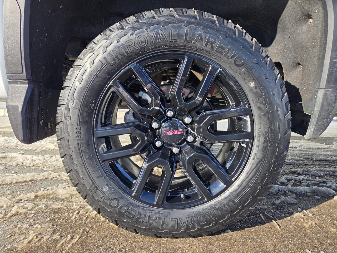 2025 GMC Sierra 1500 AT4 One Owner | Crew | 20" Wheels Photo