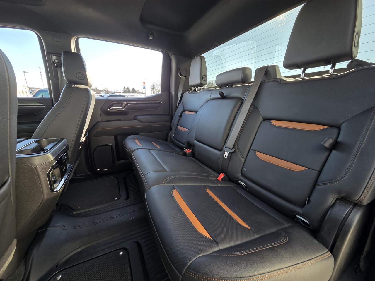 2025 GMC Sierra 1500 AT4 One Owner | Crew | 20" Wheels Photo