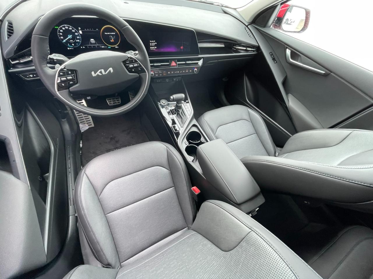 2026 Kia NIRO SX *Used Dealer Demo* Photo