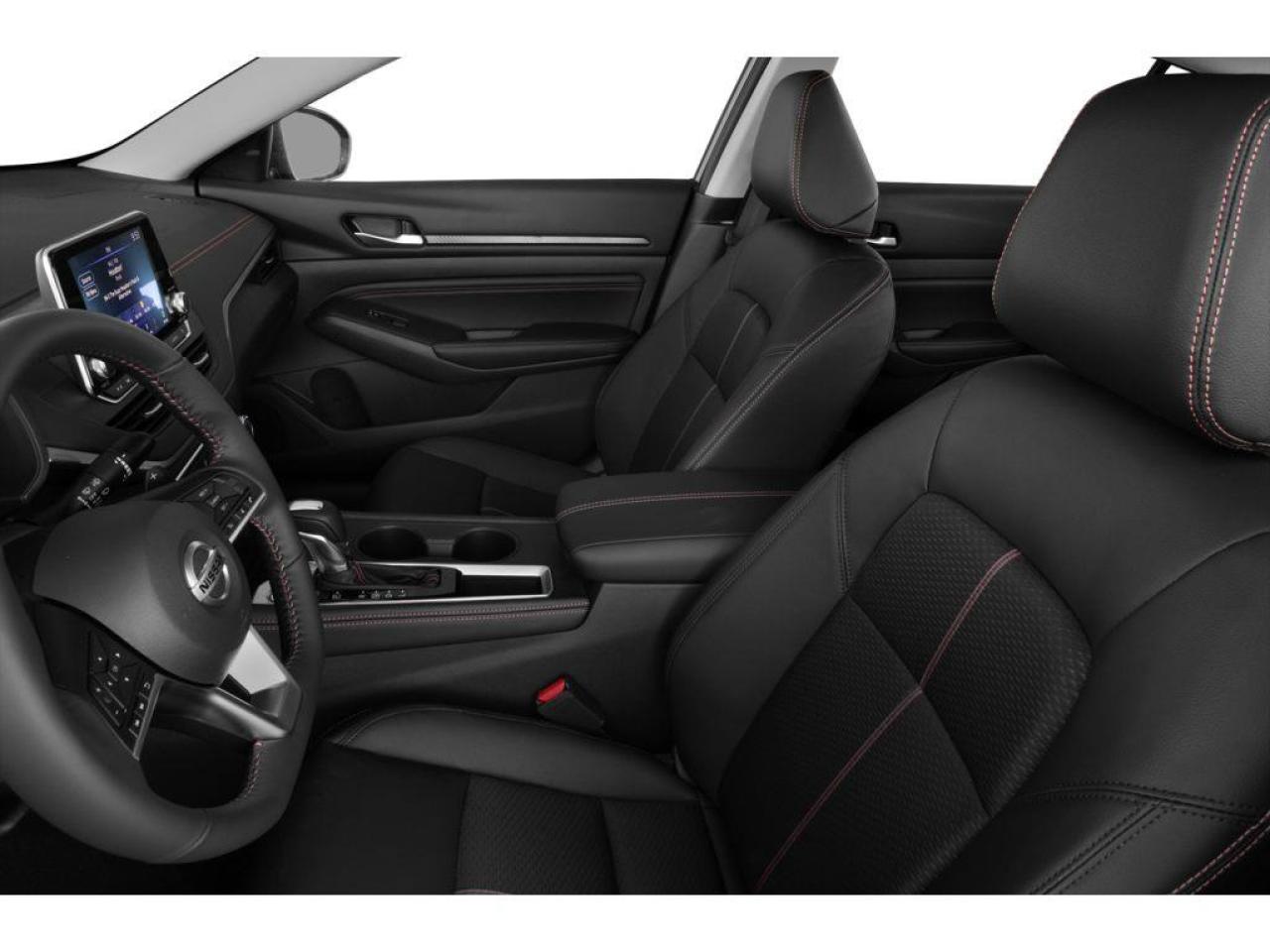 2022 Nissan Altima 2.5 SR Midnight Edition Photo3