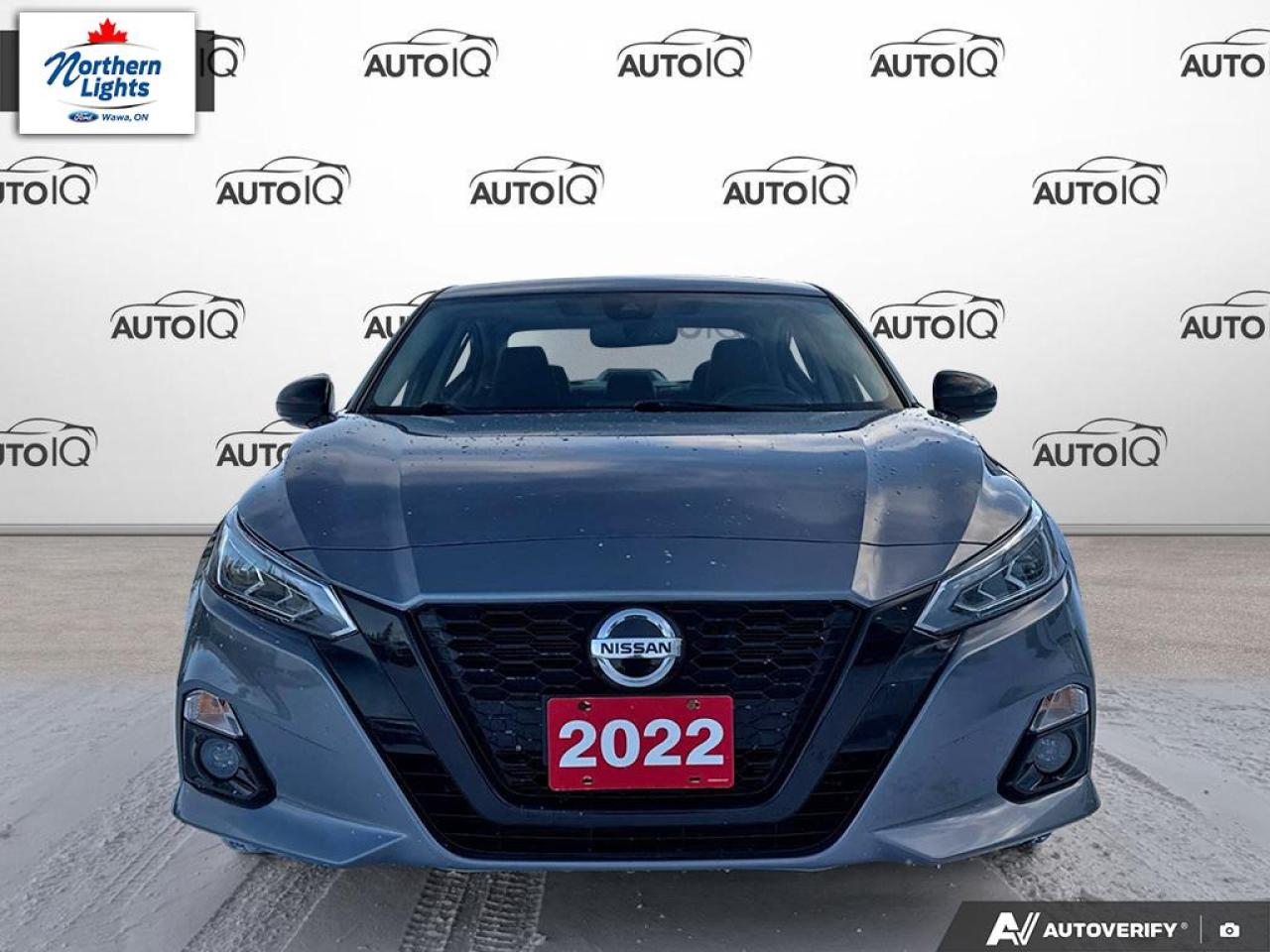 2022 Nissan Altima 2.5 SR Midnight Edition Photo