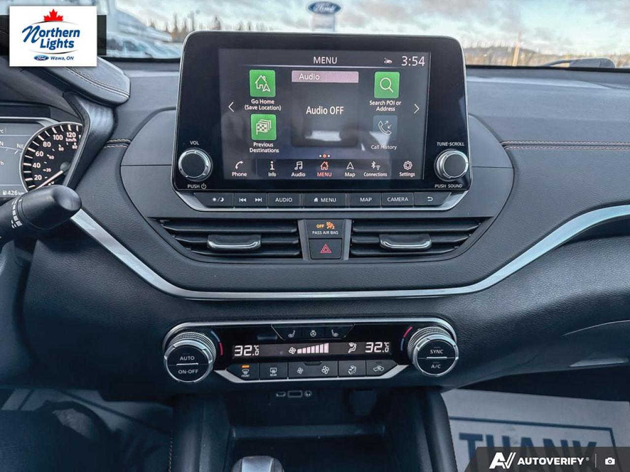 2022 Nissan Altima 2.5 SR Midnight Edition Photo