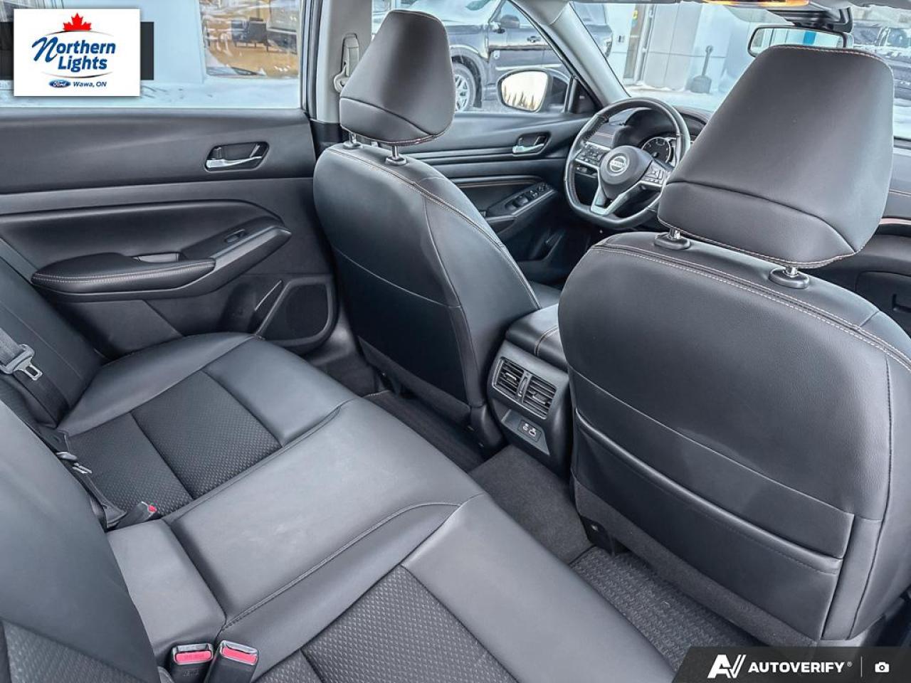 2022 Nissan Altima 2.5 SR Midnight Edition Photo