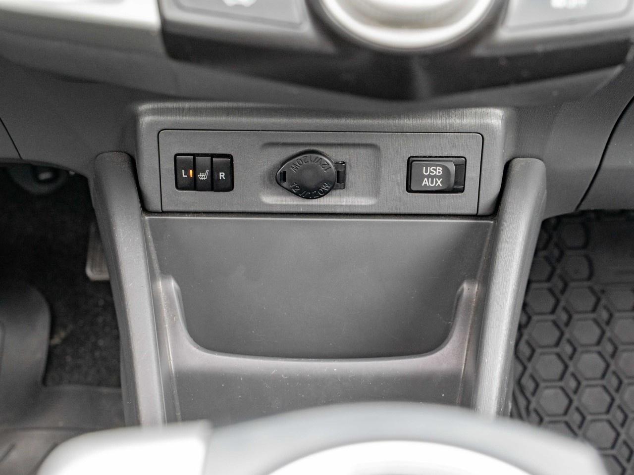 2012 Toyota Prius V 5DR HB Photo