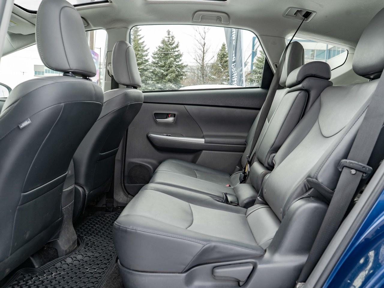 2012 Toyota Prius V 5DR HB Photo