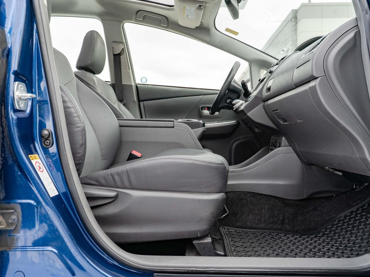 2012 Toyota Prius V 5DR HB Photo