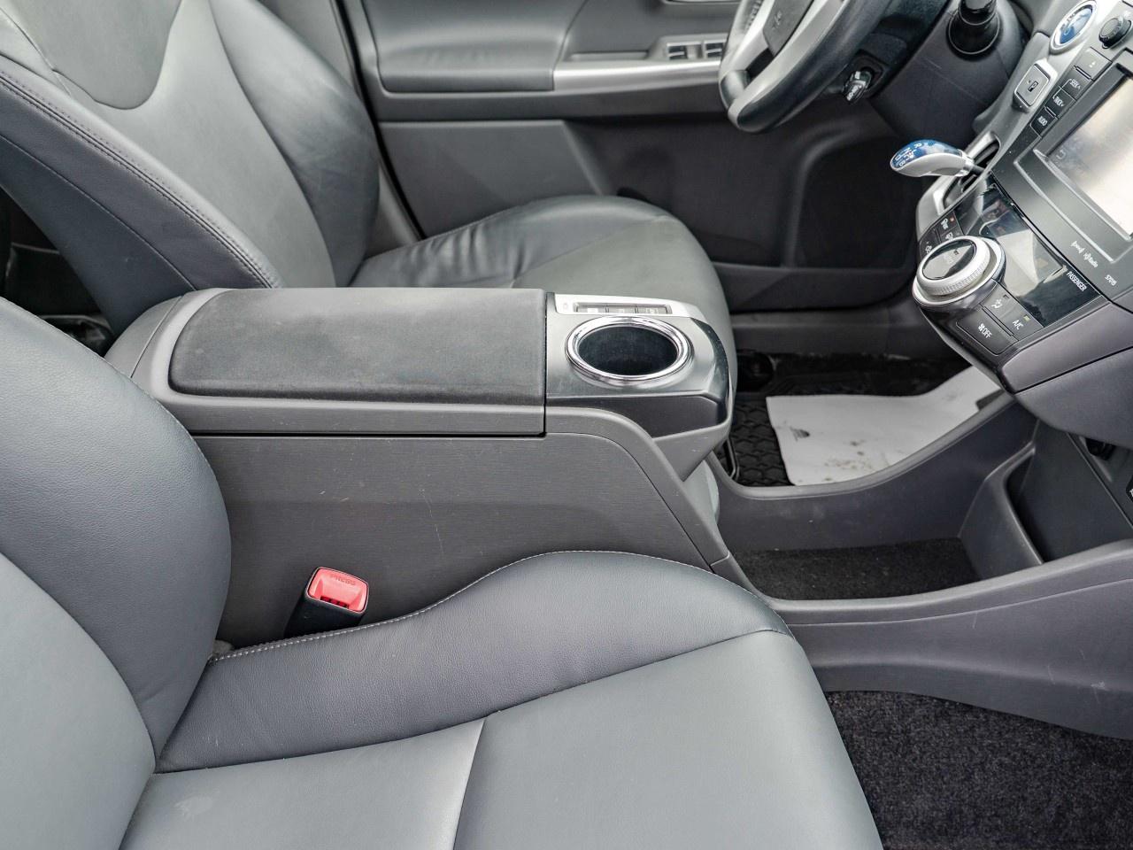 2012 Toyota Prius V 5DR HB Photo