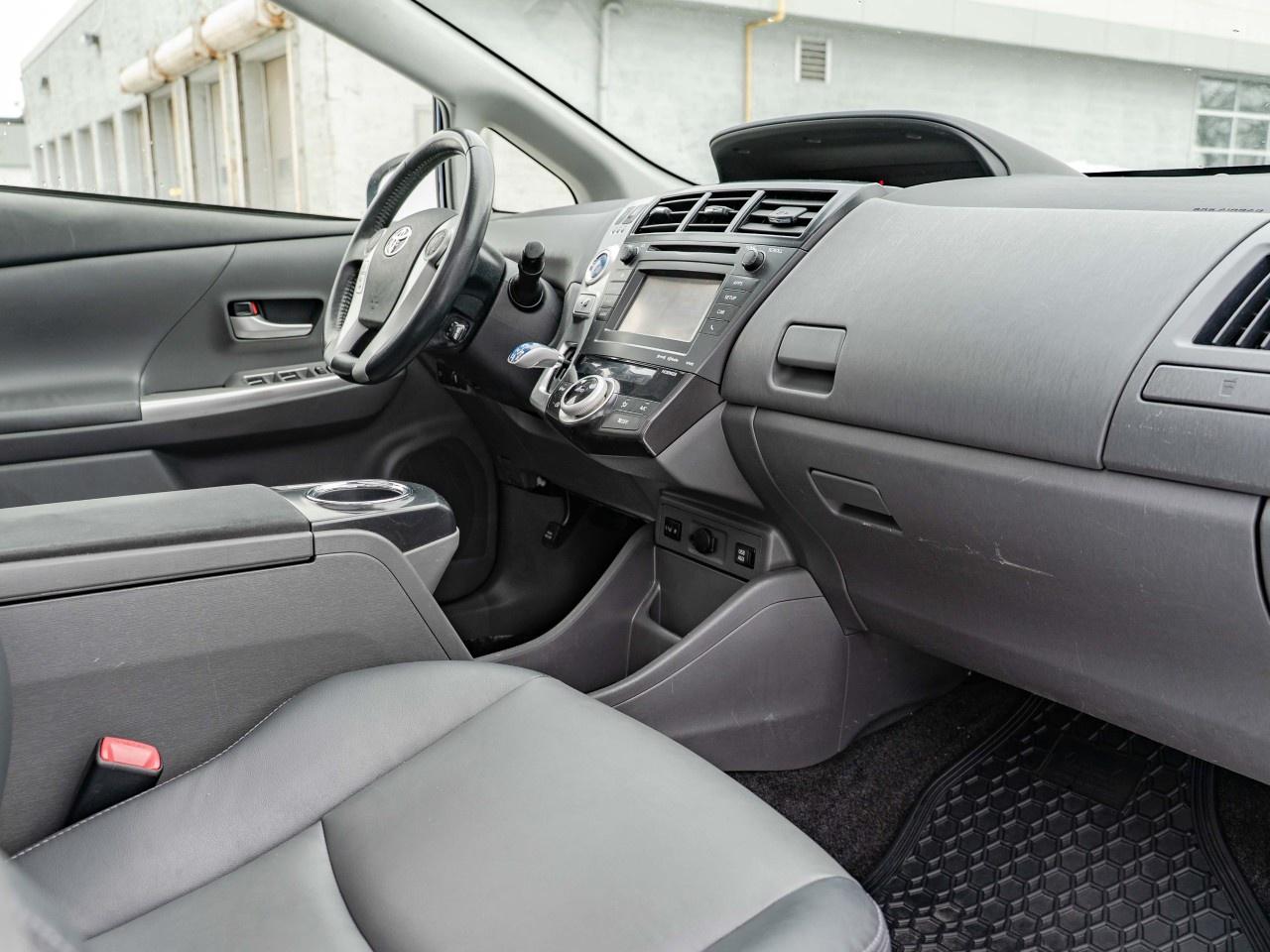 2012 Toyota Prius V 5DR HB Photo