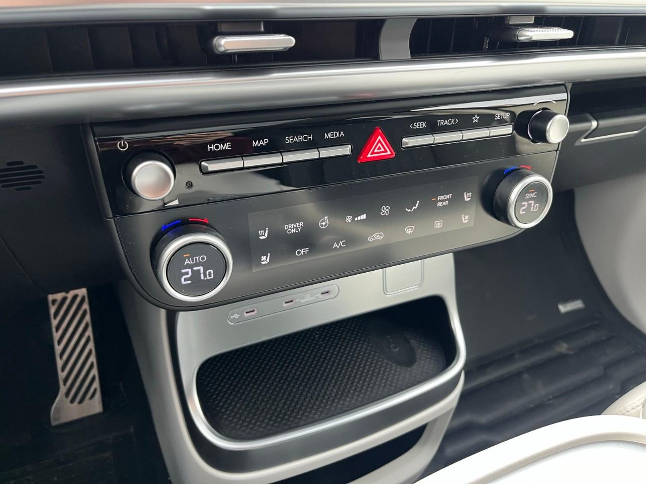 2026 Hyundai IONIQ 9 Preferred   AWD w/Ultimate Calligraphy Pkg Photo