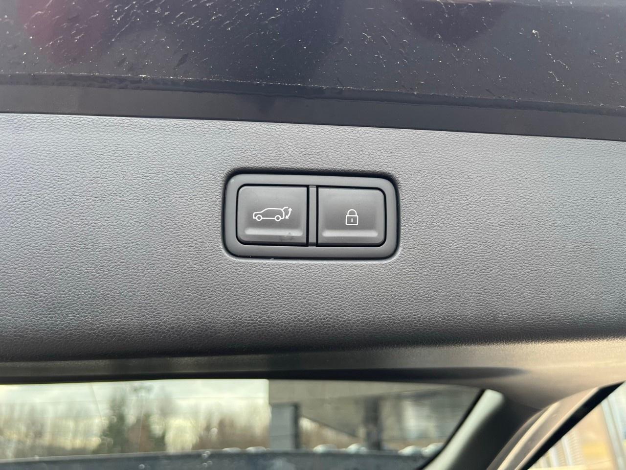 2026 Hyundai IONIQ 9 Preferred   AWD w/Ultimate Calligraphy Pkg Photo