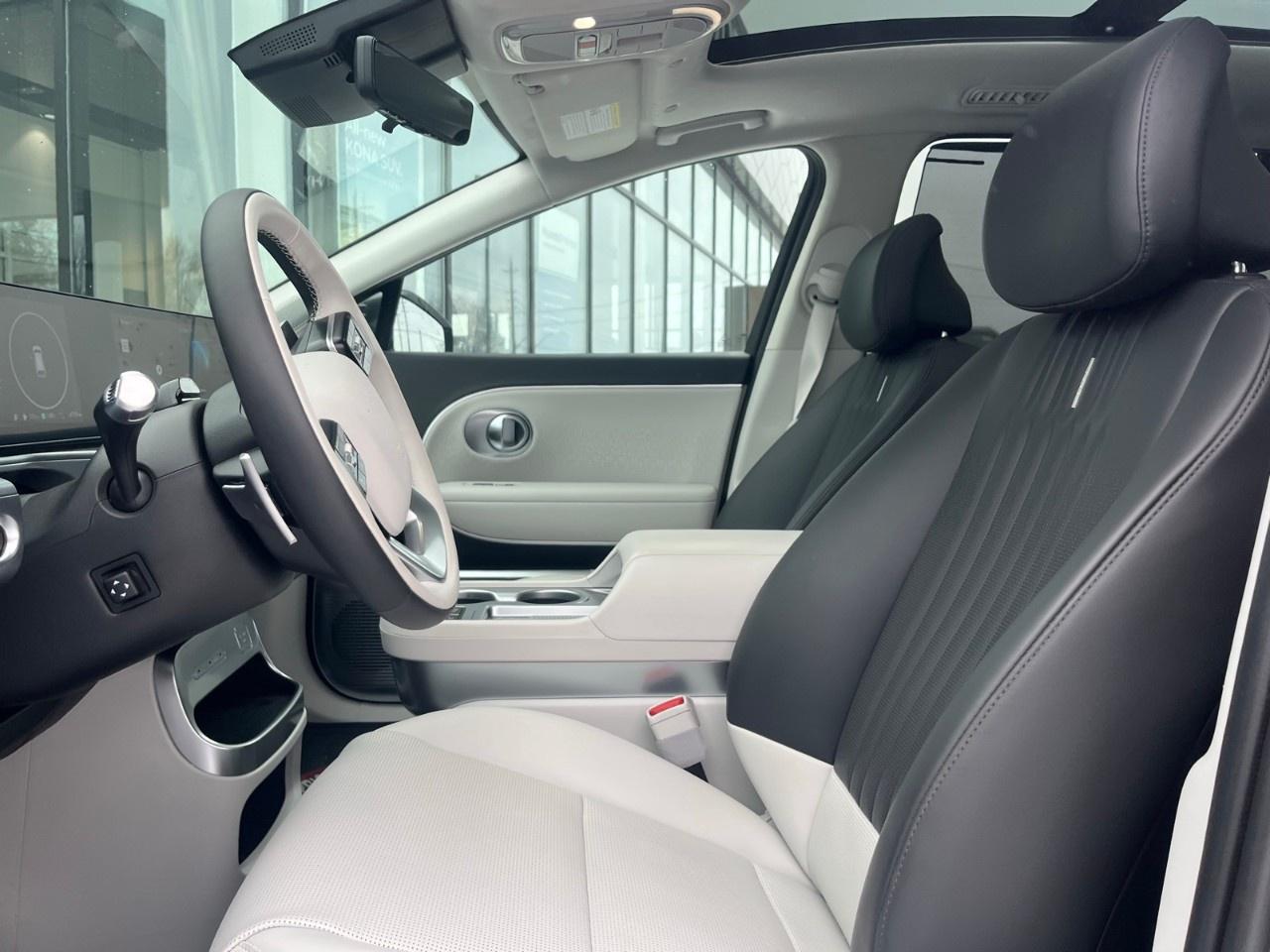 2026 Hyundai IONIQ 9 Preferred   AWD w/Ultimate Calligraphy Pkg Photo