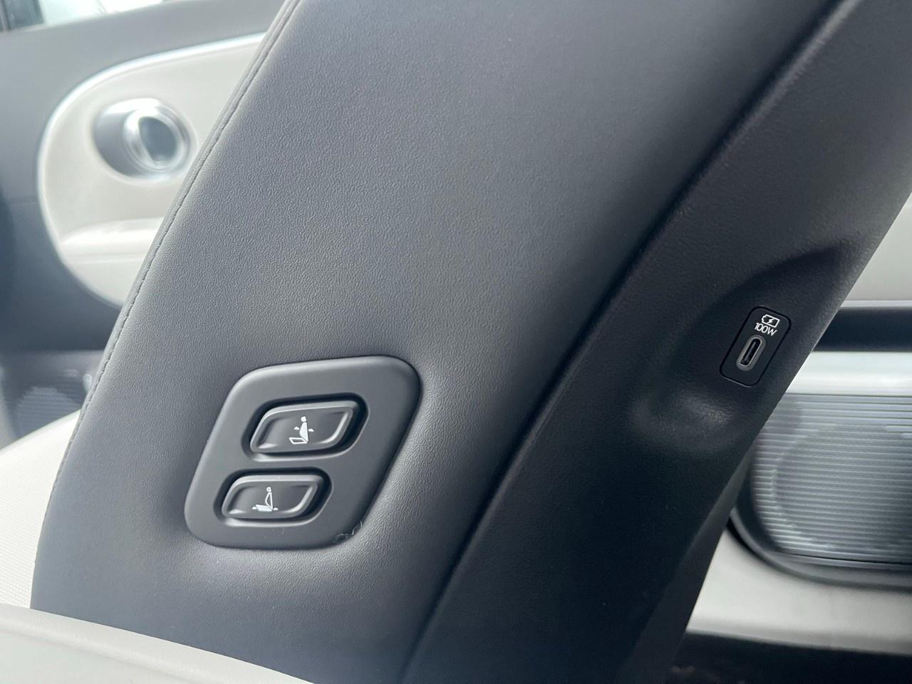 2026 Hyundai IONIQ 9 Preferred   AWD w/Ultimate Calligraphy Pkg Photo