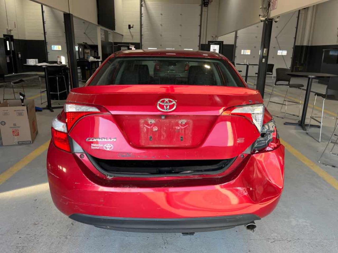 2015 Toyota Corolla S - Photo #5