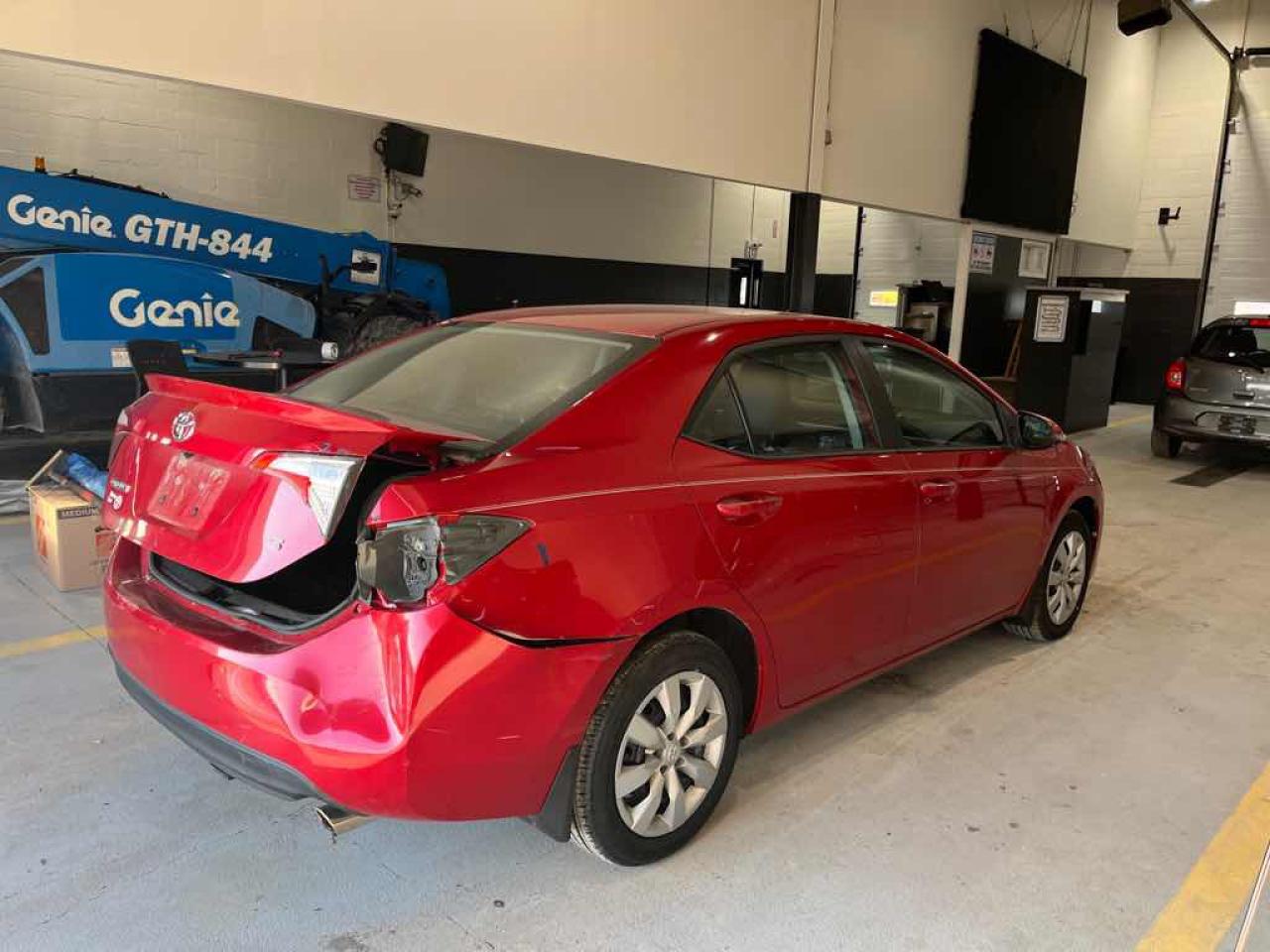 2015 Toyota Corolla S - Photo #4