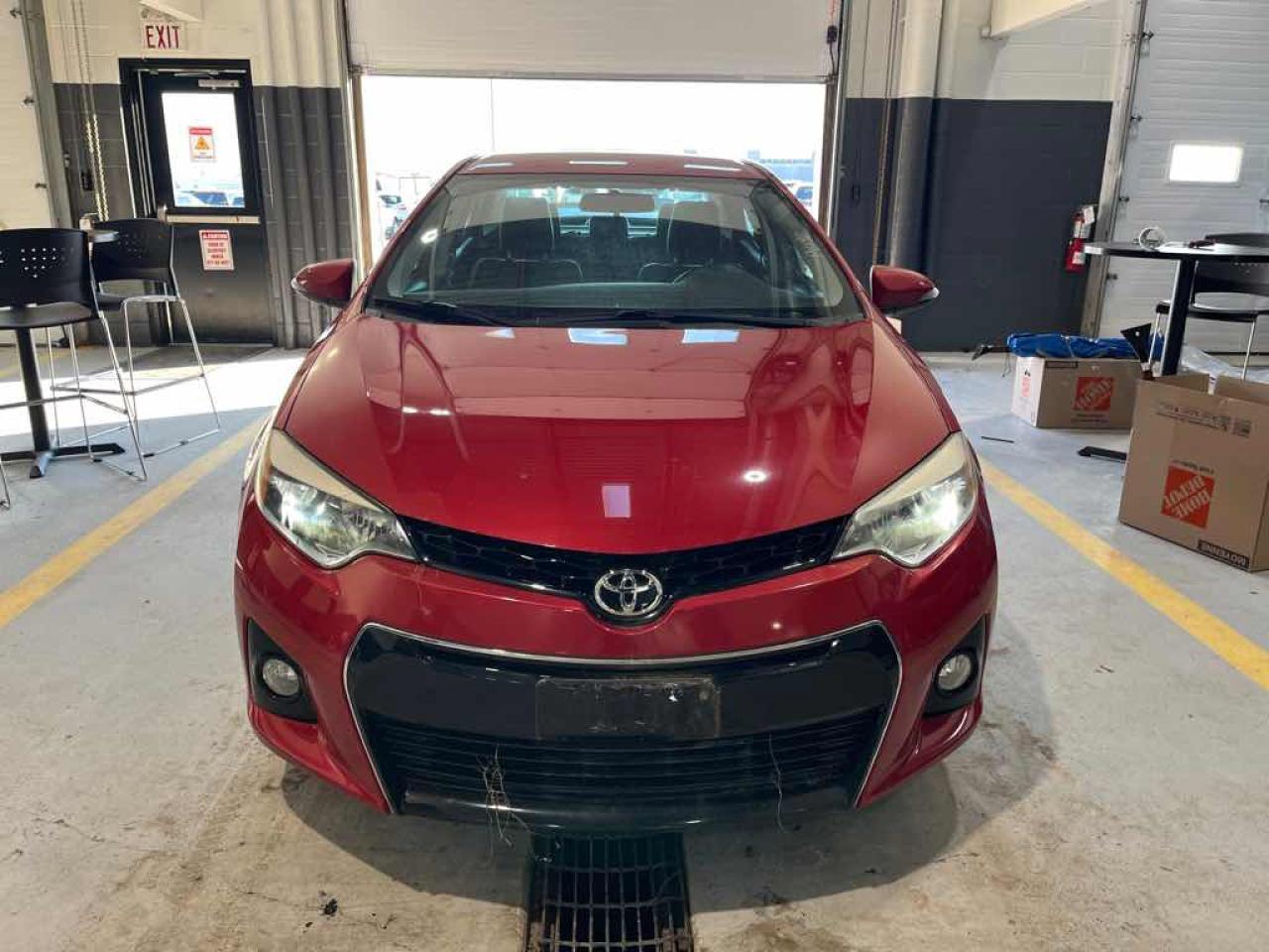 2015 Toyota Corolla S - Photo #2