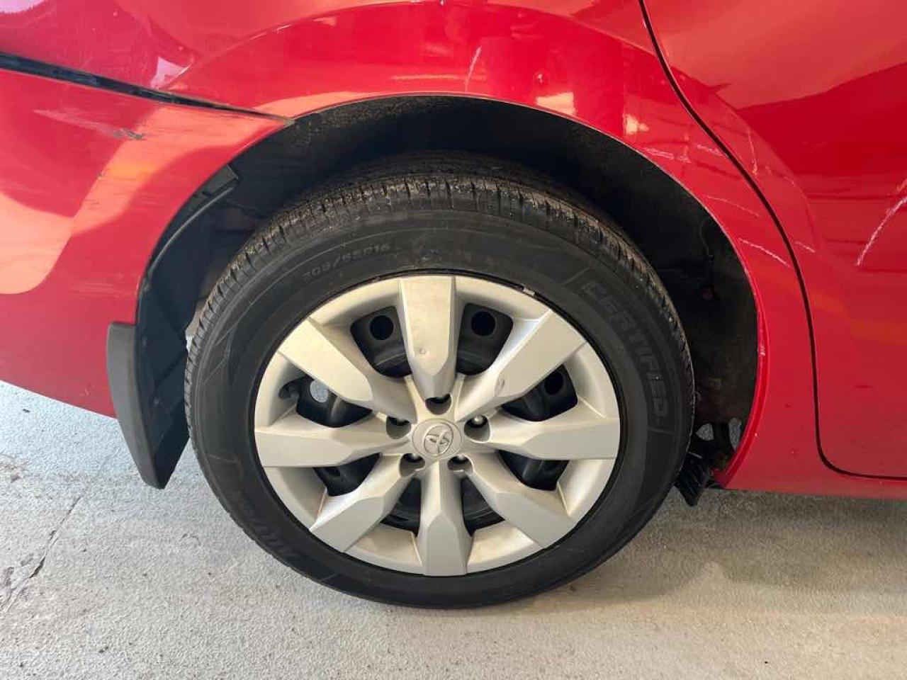 2015 Toyota Corolla S - Photo #16