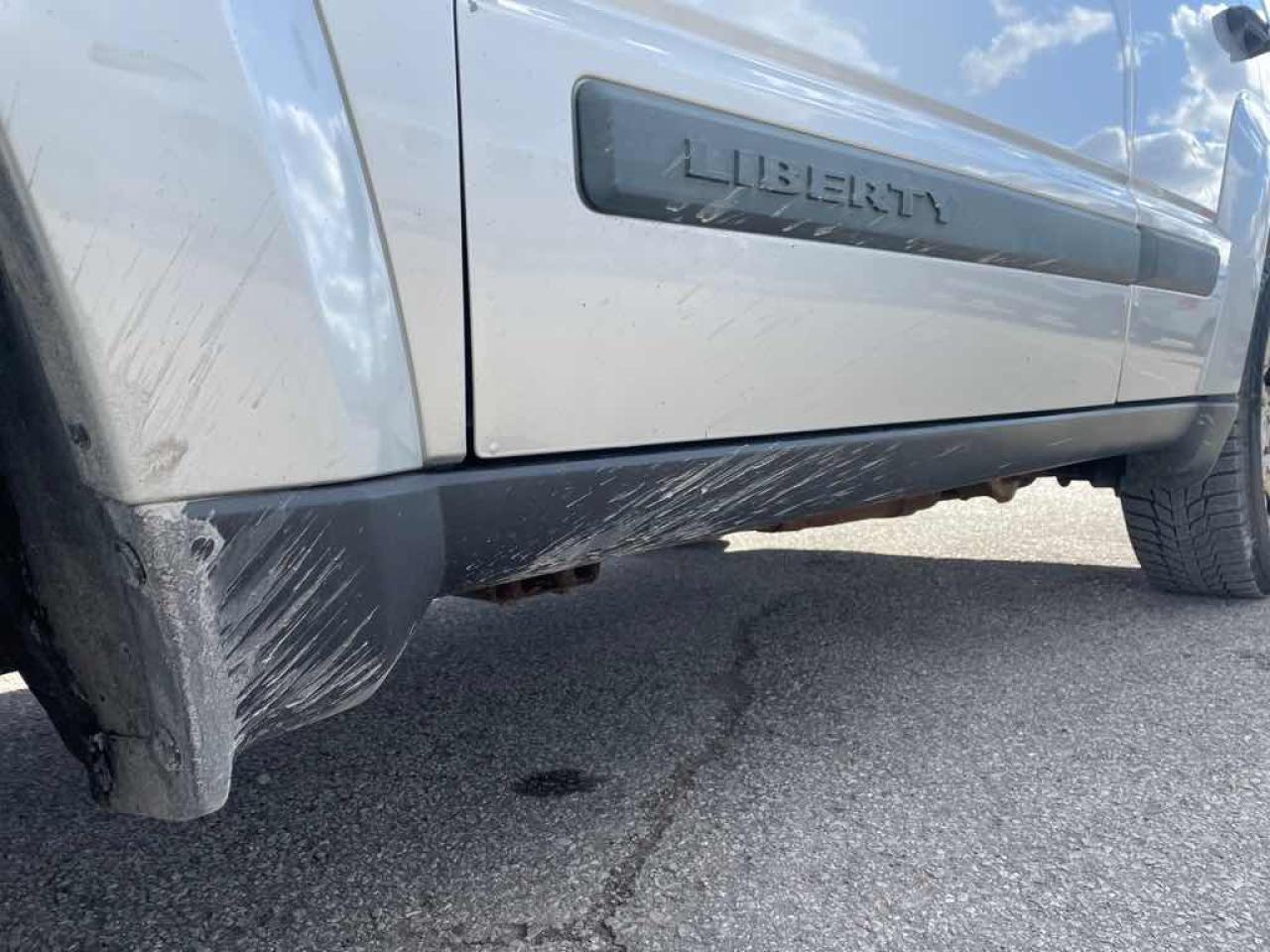 2008 Jeep Liberty Sport - Photo #19