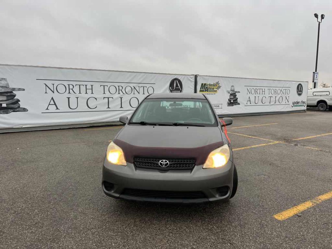 2005 Toyota Corolla Matrix XR Photo
