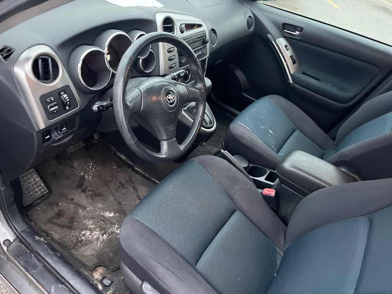 2005 Toyota Corolla Matrix XR Photo