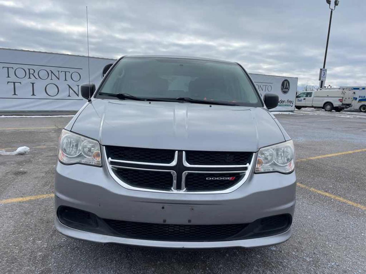 2014 Dodge Grand Caravan SE Photo5