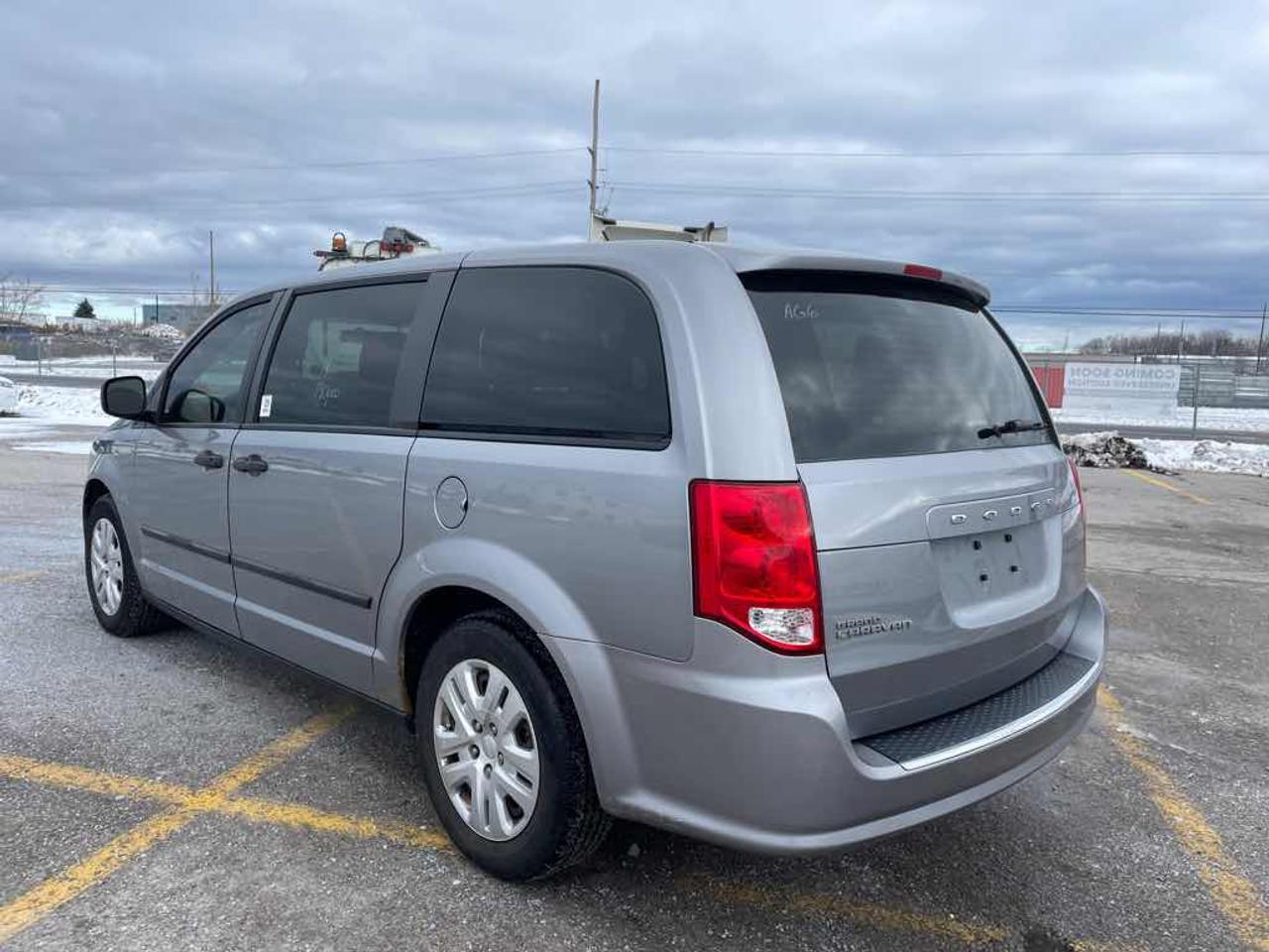 2014 Dodge Grand Caravan SE Photo