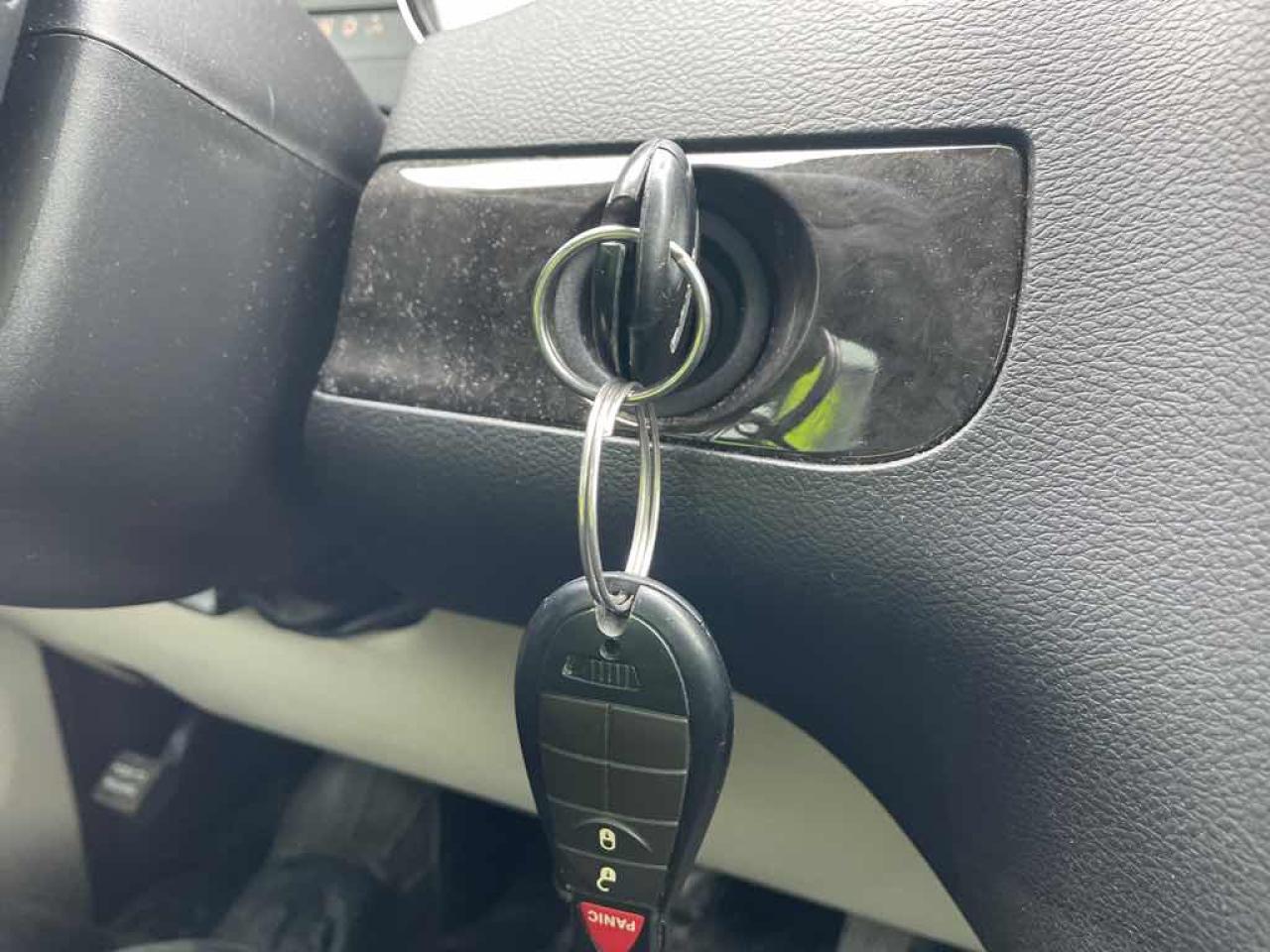 2014 Dodge Grand Caravan SE - Photo #11